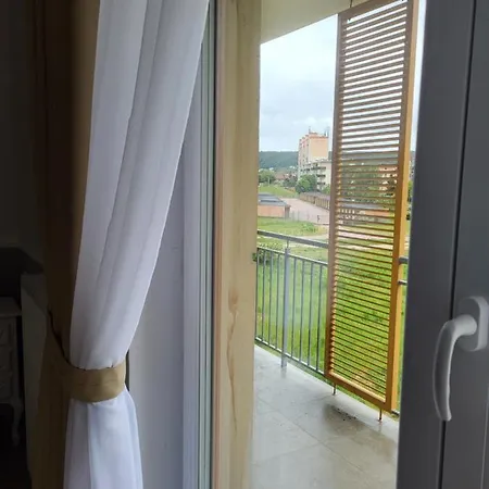 Apartament *