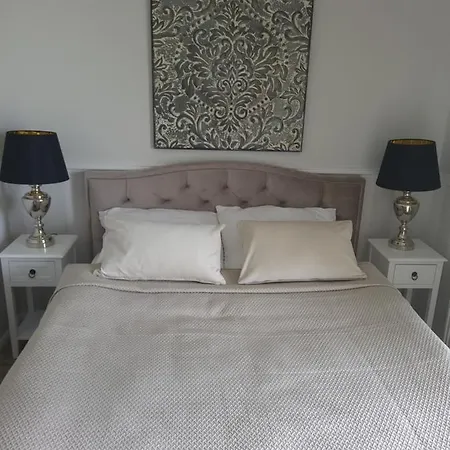 Apartament *